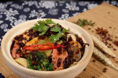 紅燒醬油調(diào)味料是怎么用才好？是老抽還是生抽？